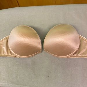 Victoria’s Secret Strapless Nude Bra 36C